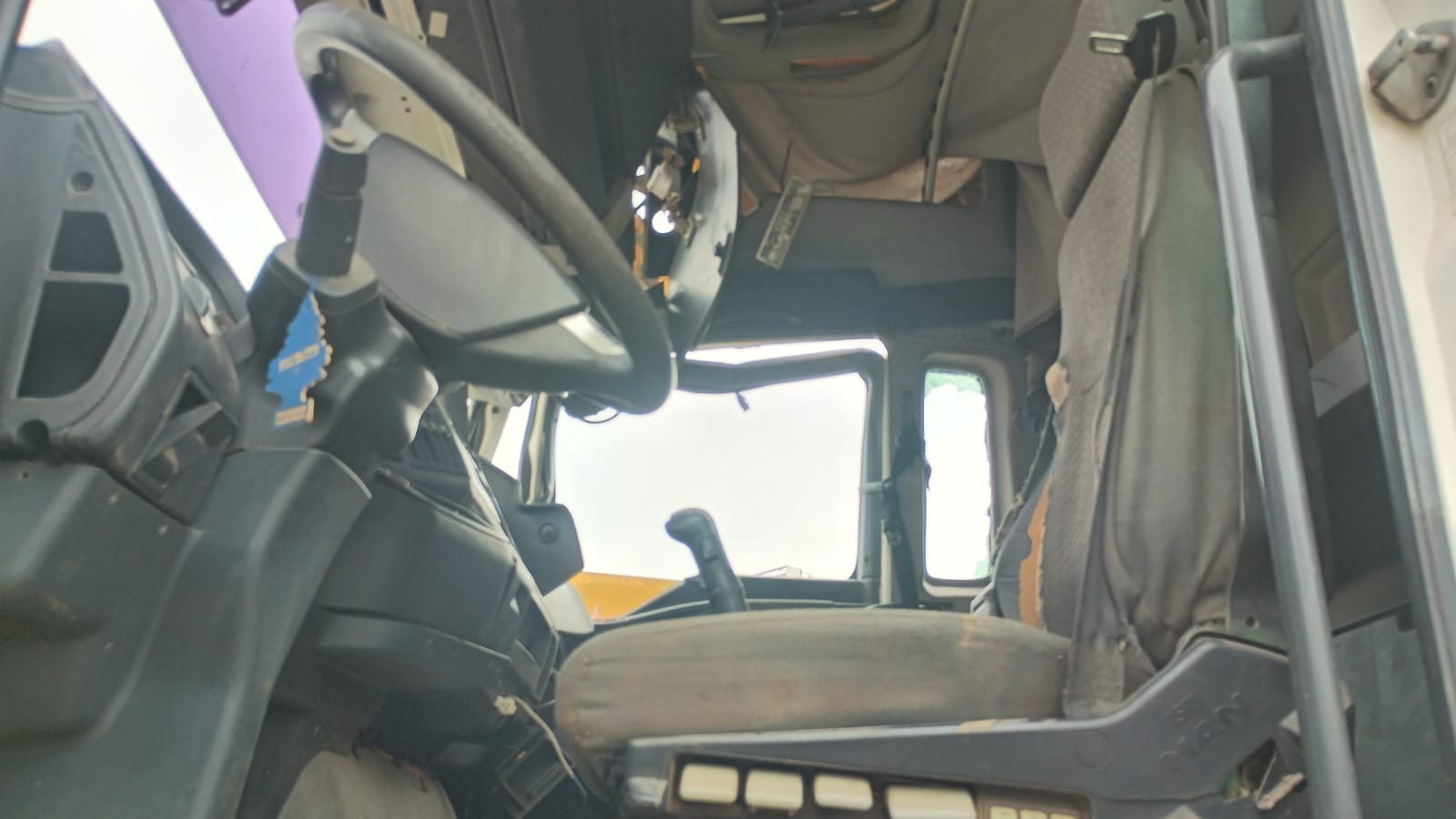 ESTANQUE DE PETROLEO MAN 26.430 BLS 2007  USADO  EN DESARME